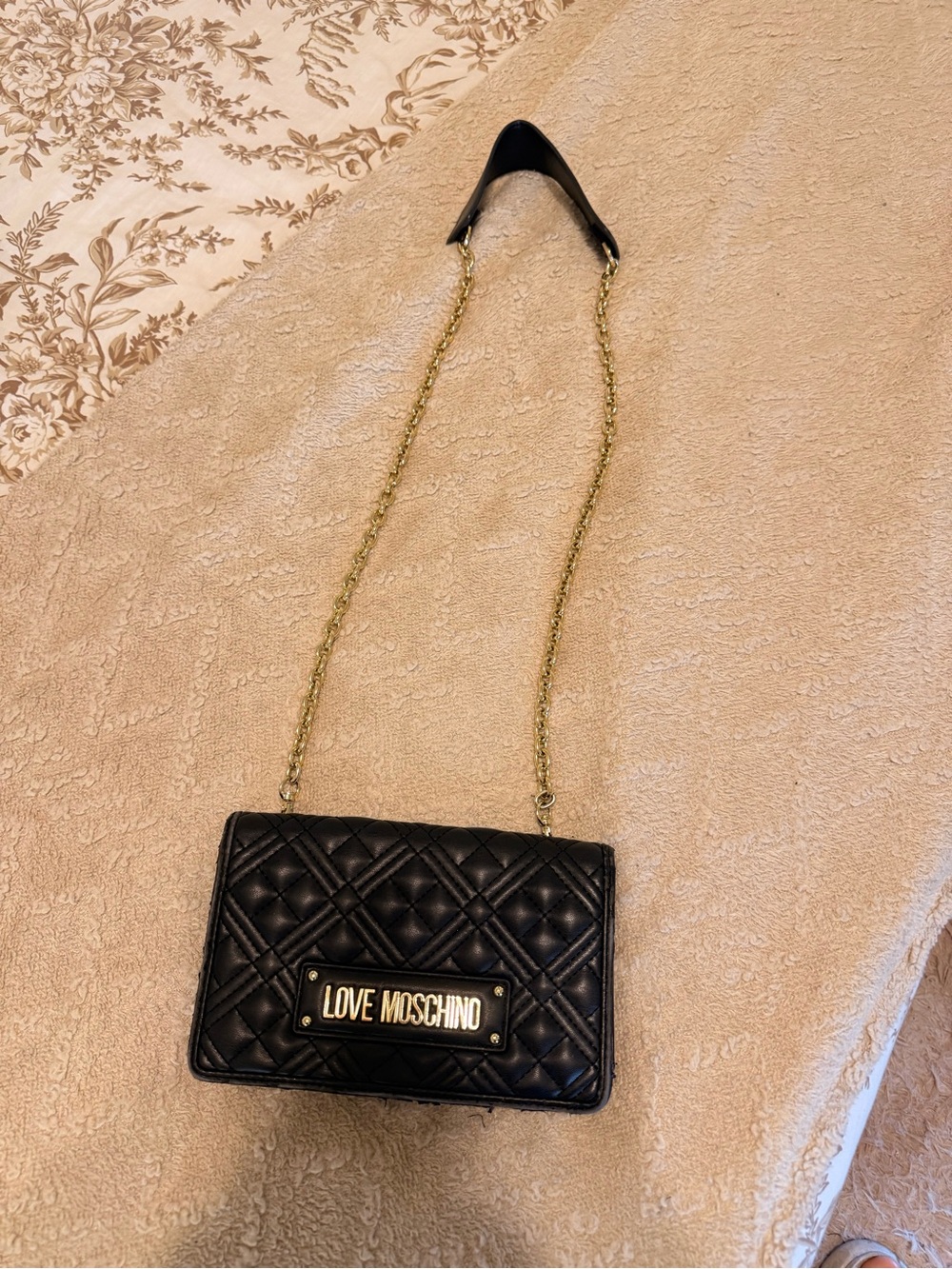Love Moschino Black Quilted Crossbody with Gold Chain